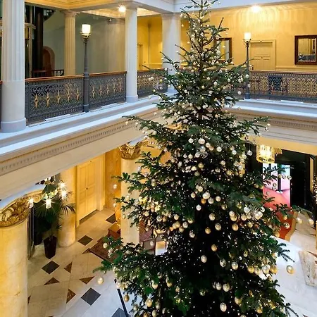 מלון Beau-rivage Palace 5*