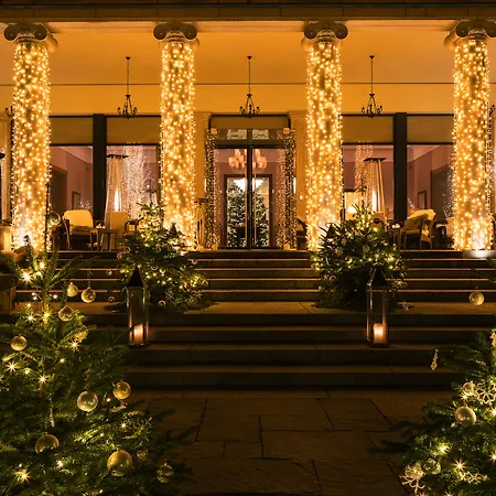 מלון Beau-rivage Palace 5*